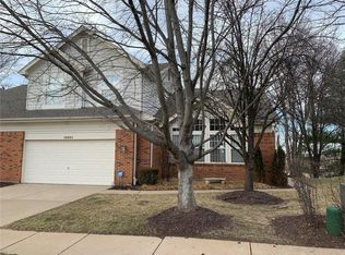 16801 Chesterfield Bluffs Cir, Chesterfield, MO