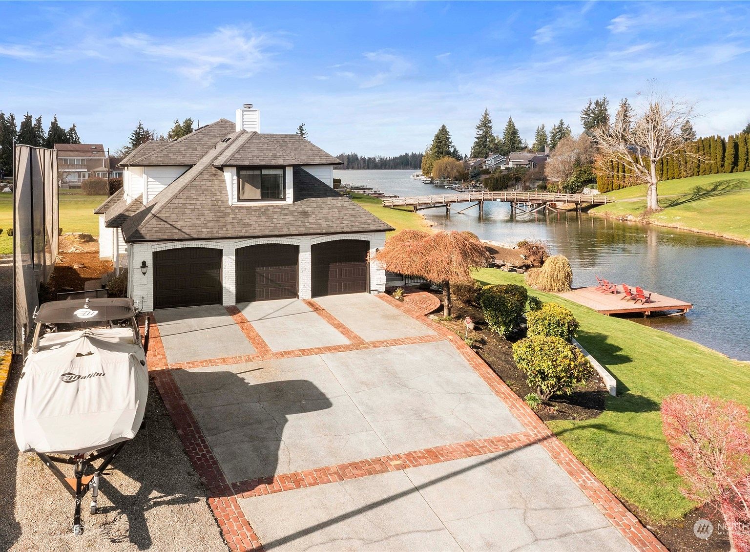 19817 Island Parkway E, Lake Tapps, WA 98391 | Zillow