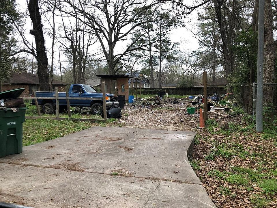 2nd image of 10434 Belridge St