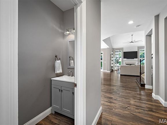 5th image of 1262 Peruque Ridge Dr