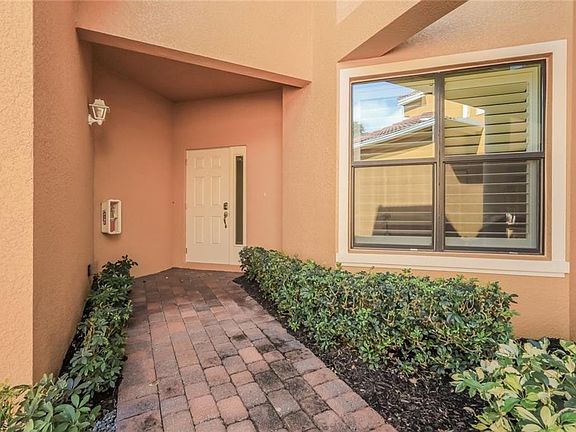 5th image of 15910 Prentiss Pointe CIR #101