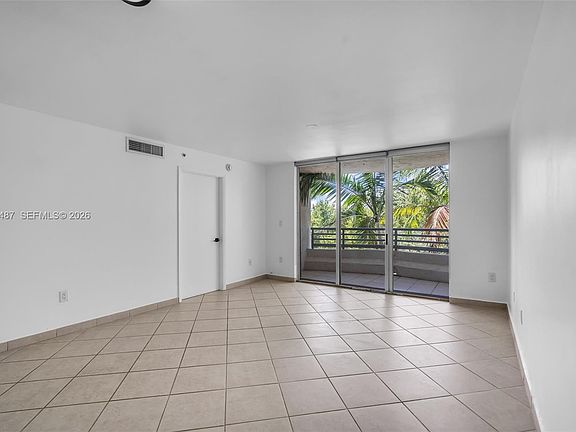 3rd image of 1401 Bay Rd APT 409