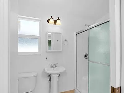 3271 Alma St — Photo 9