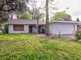 6 Greg Ct, Chico, CA 95928