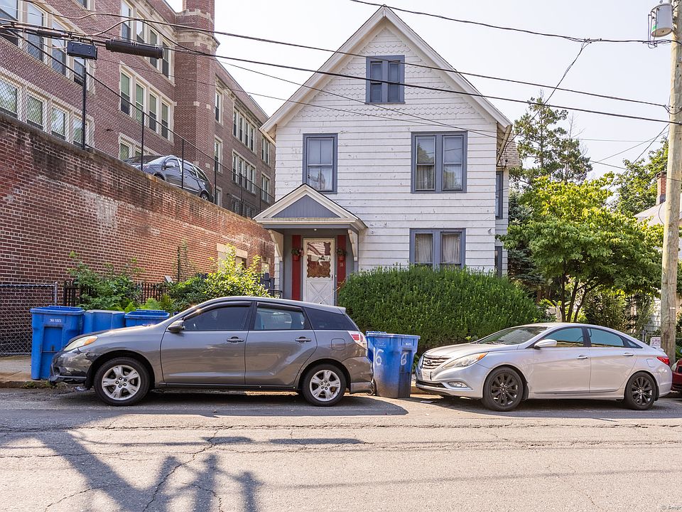 1st image of 18 Pine Street