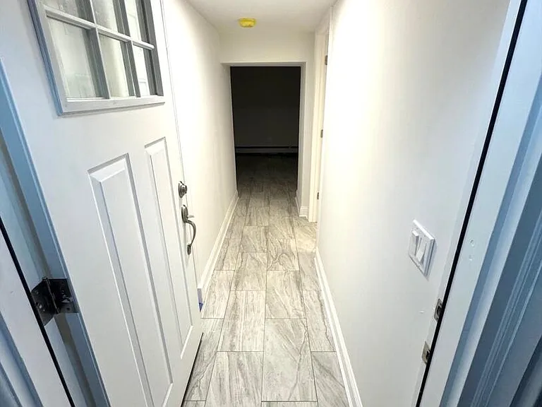 Kayron Dr — Photo 5