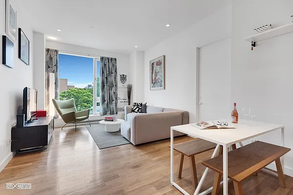 Sold by Citi Habitats | media 2