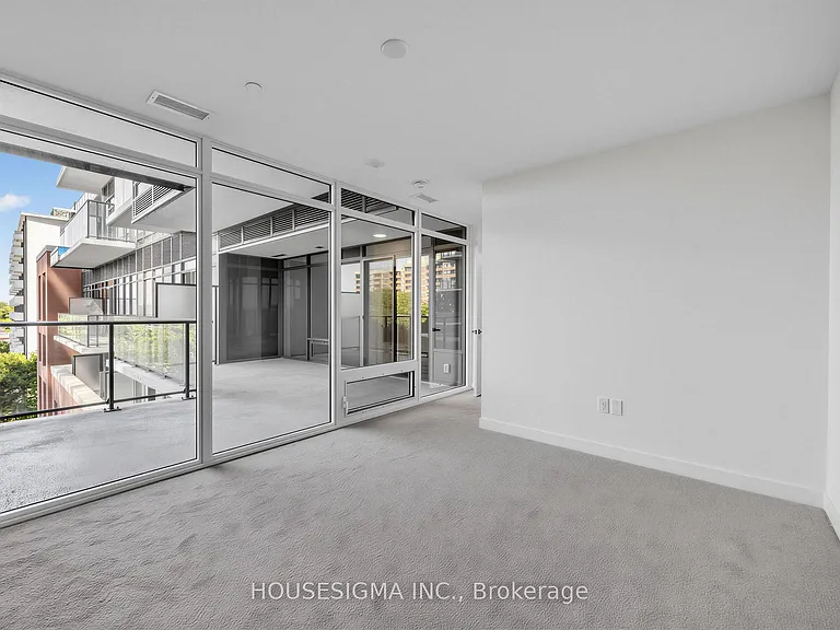 4010 Eglinton Ave W #607 — Photo 12