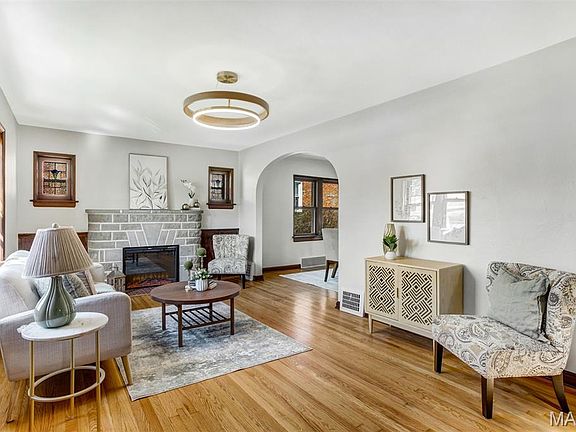 4th image of 9018 Kathleen Ave