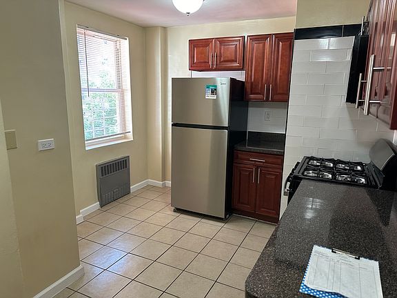 3rd image of 90-20 148th St #32