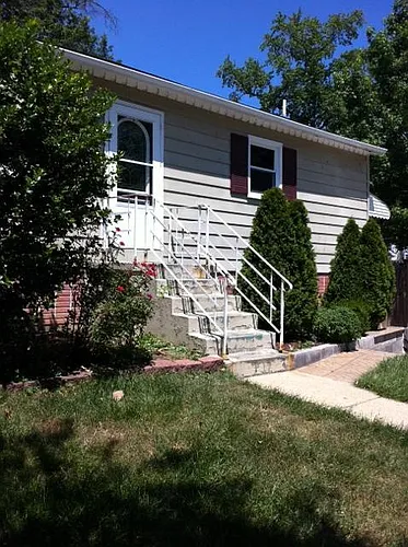 4912 Fox St Photo 1