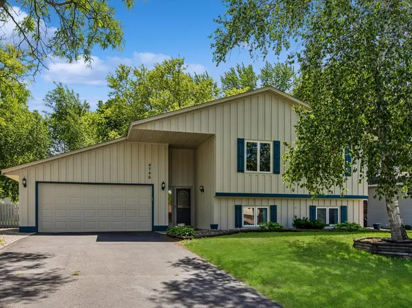 4746 141st St W, Apple Valley, MN 55124