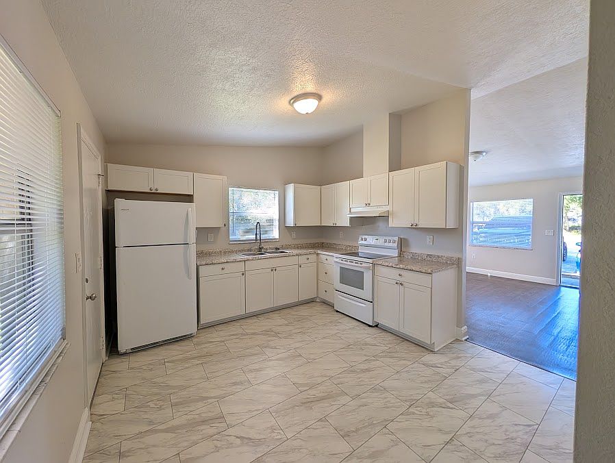 1st image of 1821 Georgianna St APT A