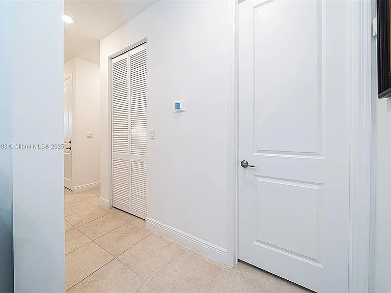 4230 Rosa Dr — Photo 37