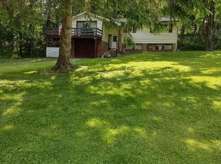 613 N Main St, Russell, PA 16345