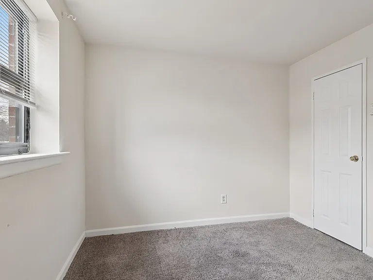 Springfield Green Apartments — Photo 74