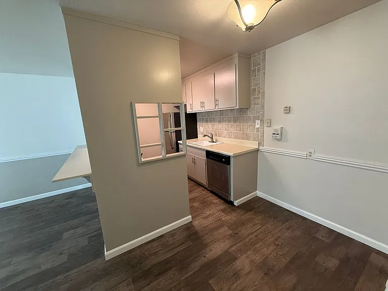 1711 N Street, Sacramento — Photo 39