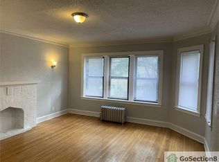 6706 S Chappel Ave, Chicago, IL 60649