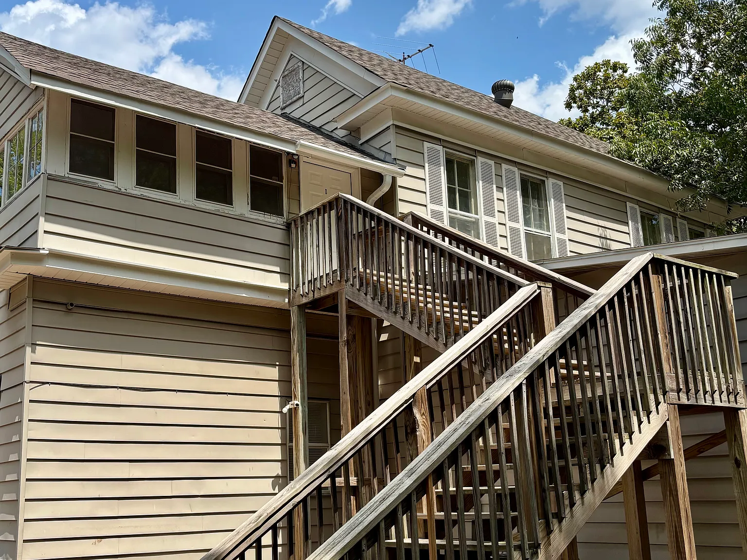 Studio, 550 sqft, $575 — Photo 1