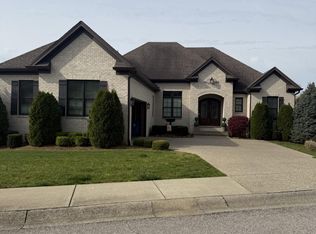 3004 Twin Creek Dr, Louisville, KY 40245