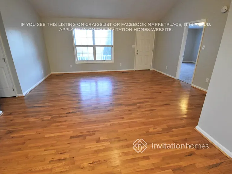 3996 Leinbach Dr — Photo 3