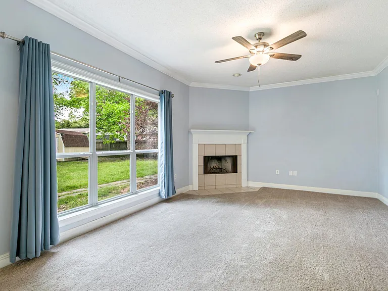 472 Vireo Dr — Photo 7