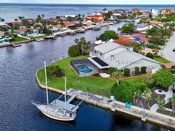 5th image of 5060 Porpoise Pl