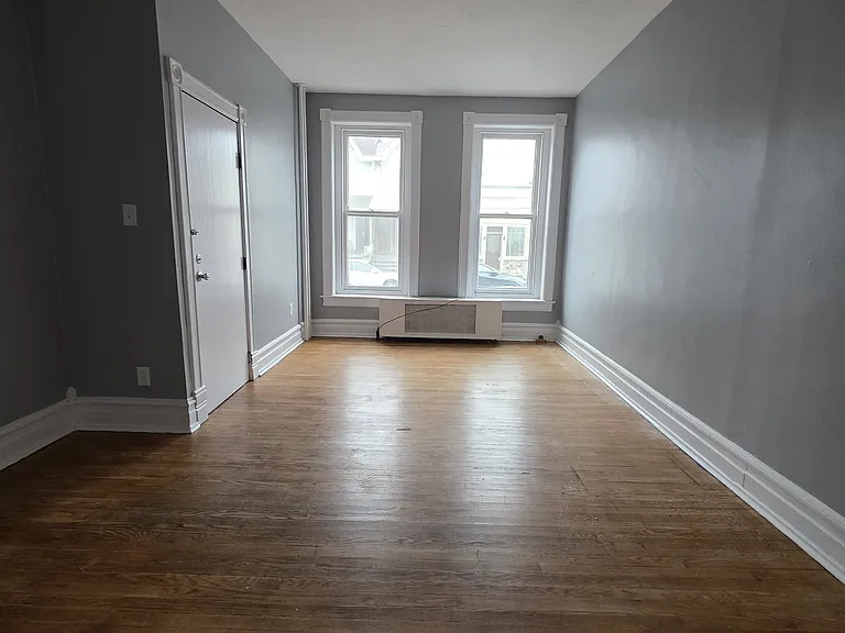 1224 W Turner St #1 — Photo 3