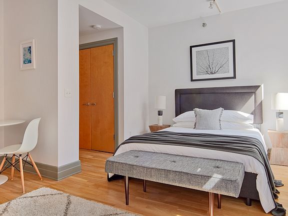 3rd image of 125 Court St APT 5SG
