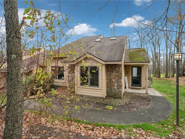 1716 Snowfield Run, Hidden Valley, PA 15502