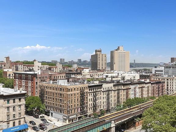 5th image of 100 La Salle St APT 12H