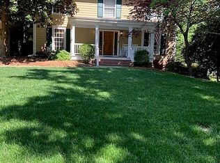 1822 Manor Mill Rd, Charlotte, NC 28226