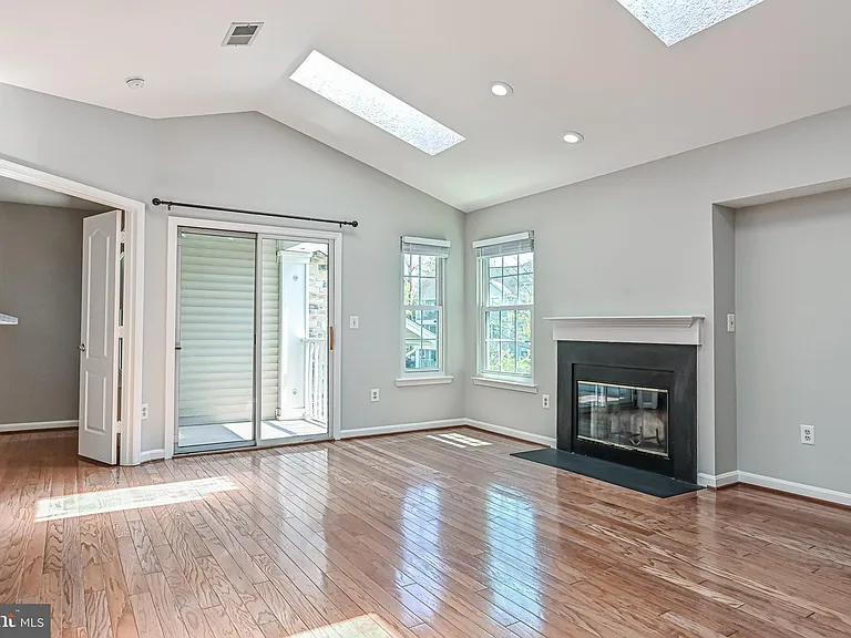 5601 Willoughby Newton Dr #36 — Photo 12