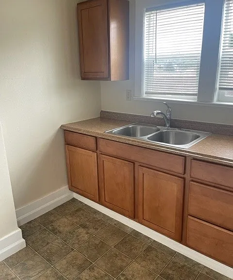 123 W Birch St #2 — Photo 5