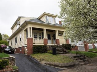 20 Lindy Ave, Providence, RI 02908