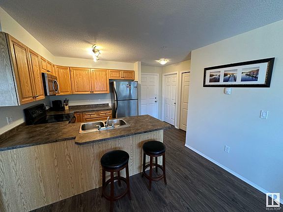 5th image of 4309 33rd St #326