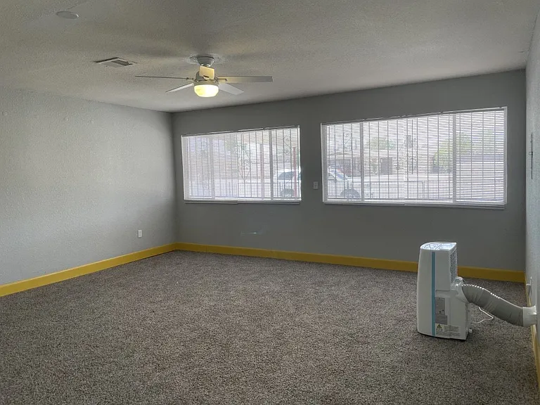 10604 Fieldrock Ct — Photo 37
