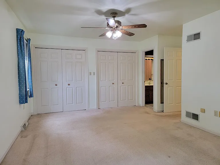 478 N Railroad Ave — Photo 9