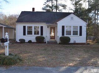 40 W Lee Rd, Siler City, NC 27344