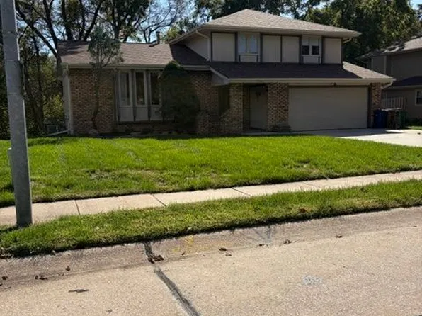 7507 S 45th Ave, Omaha, NE 68157