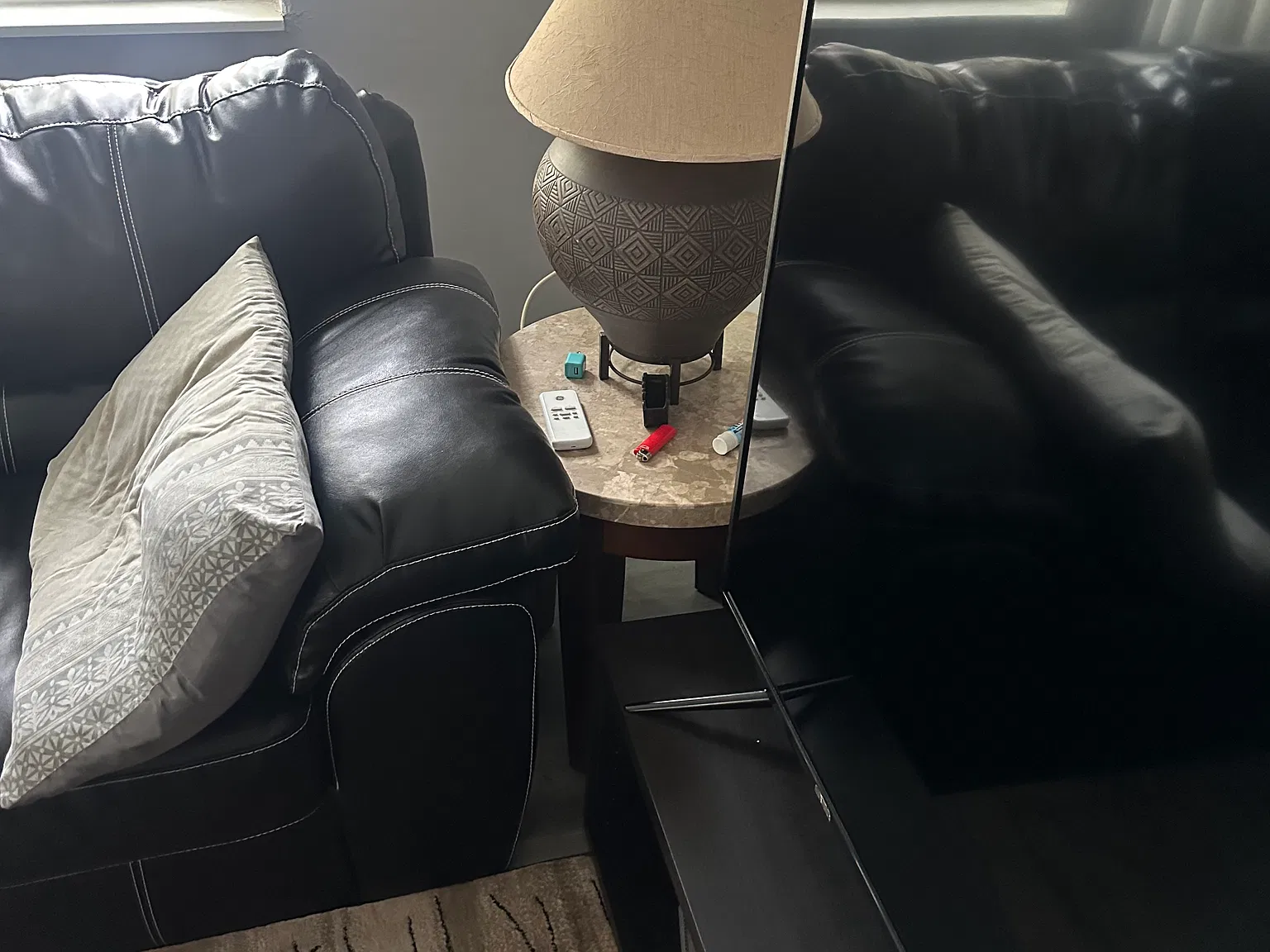 1 bed, 700 sqft, $1,600 — Photo 2