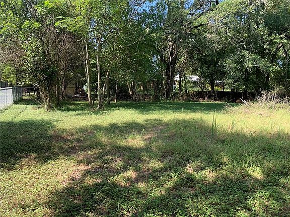 4th image of 11513 Hunting Creek Ln