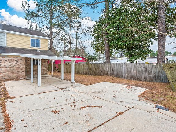 3rd image of 710 Doyce Dr #C