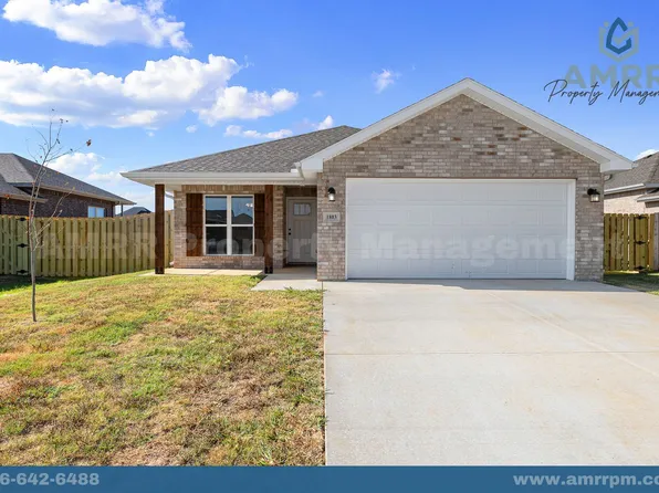 1803 Ferguson St, Pea Ridge, AR 72751