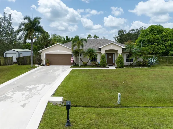 1202 SW Fountain Avenue, Port St Lucie, FL 34953