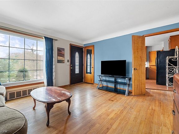 5th image of 9405 Ansonia Ave