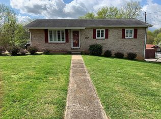 2913 Russum Ave, Johnson City, TN 37604