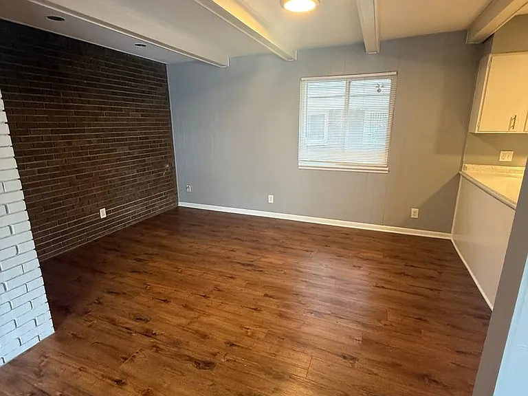 4011 Warwick Blvd — Photo 14