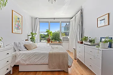 Rented by Brick&Mortar