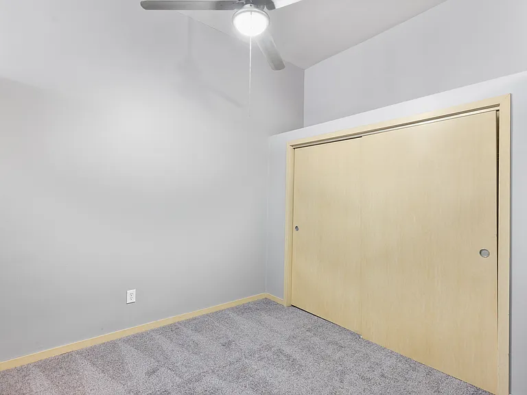 Court Ave Lofts — Photo 24